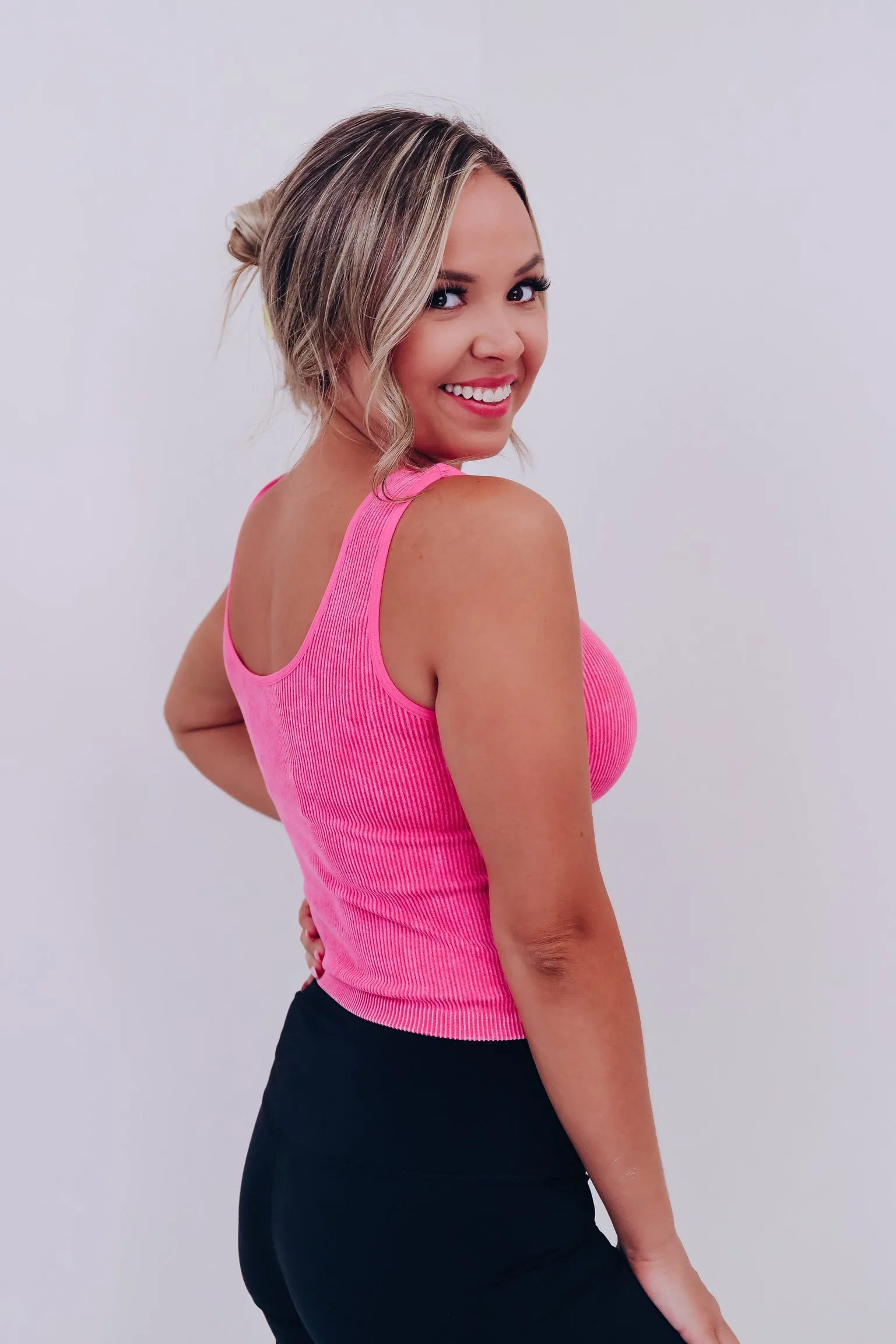 The 2 In 1 Reversible Crop Tank Top - Mineral Pink