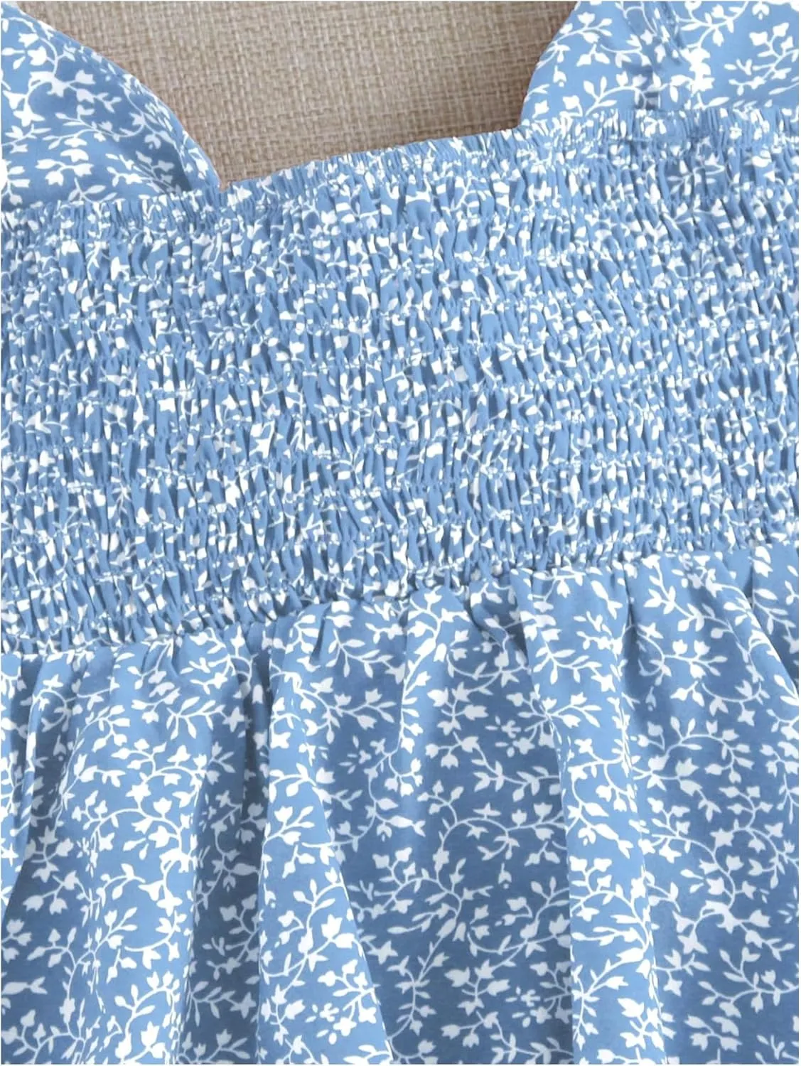 WDIRARA Women's Floral Print Twist Front Cami Tops Boho Smocked Sleeveless Peplum Top